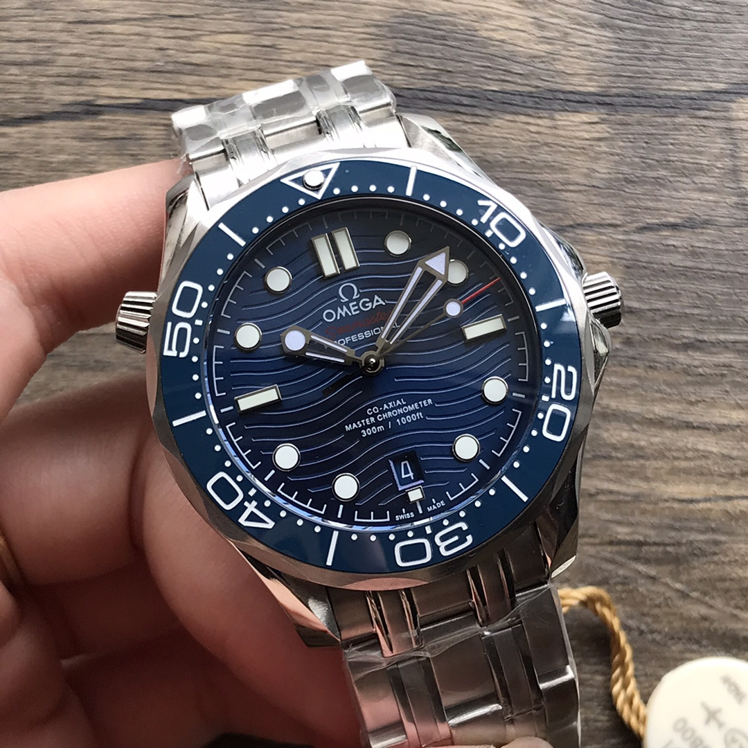 Seamaster Diver 300M 42 mm, Blue