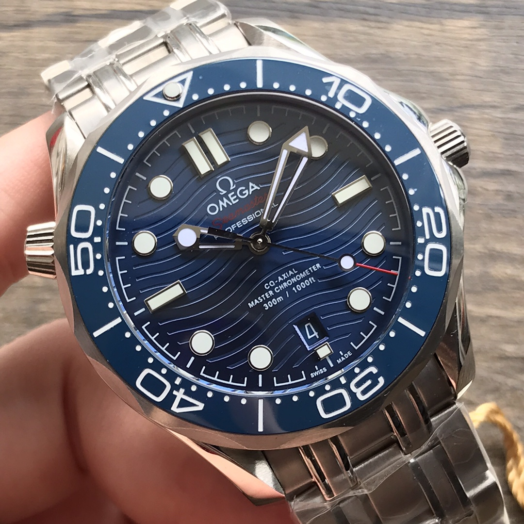 Seamaster Diver 300M 42 mm, Blue