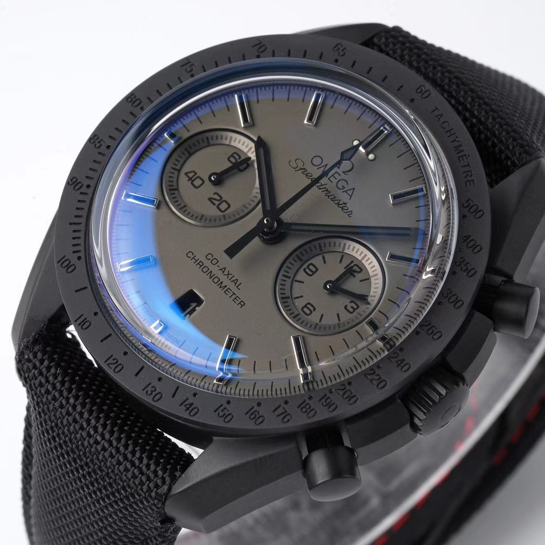 Speedmaster Dark Side of the Moon 44.25 mm, black ceramic on coated nylon fabric strap