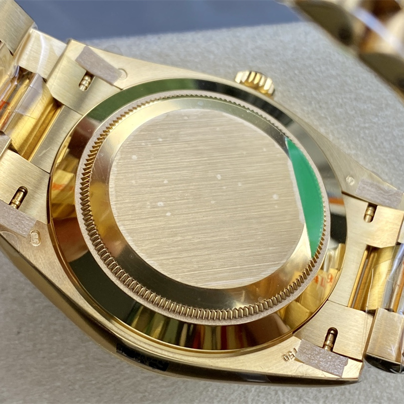 Day-Date 40 Champagne-colour Oyster, 40 mm, yellow gold