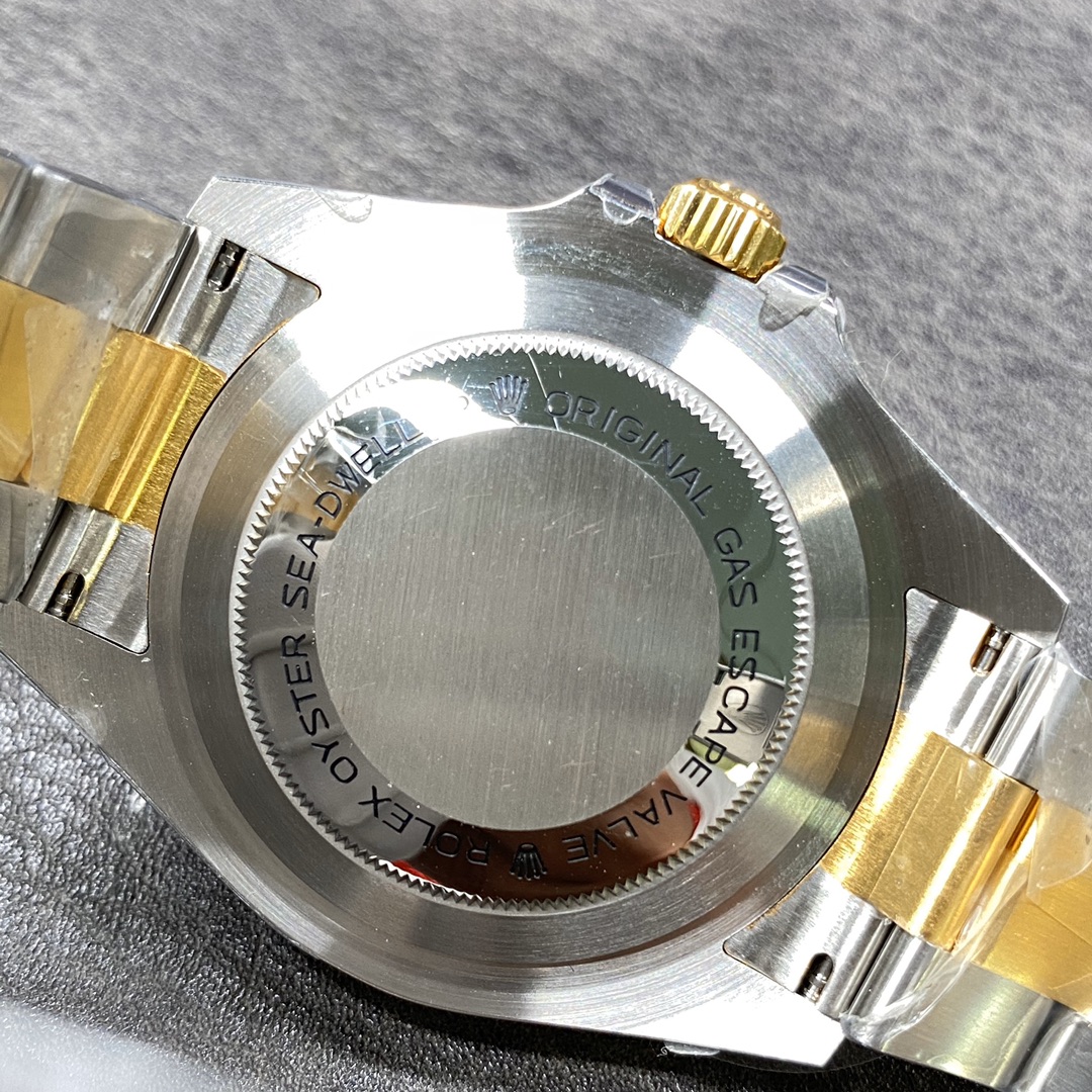 Sea-Dweller Oyster, 43 mm, Oystersteel and yellow gold