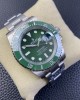 Submariner Date Green ceramic Oyster, 40 mm, Oystersteel