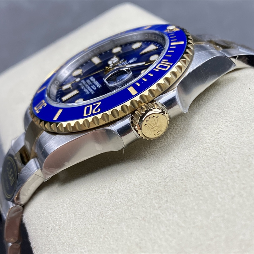 Submariner Date Blue ceramic Oyster, 41 mm, Oystersteel and yellow gold