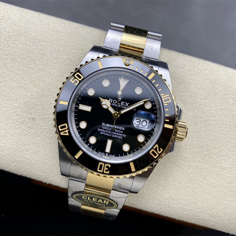 Submariner Date Black ceramic Oyster, 41 mm, Oystersteel and yellow gold