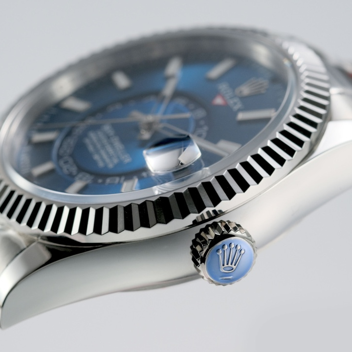 Sky-Dweller Bright blue Oyster, 42 mm, Oystersteel and white gold