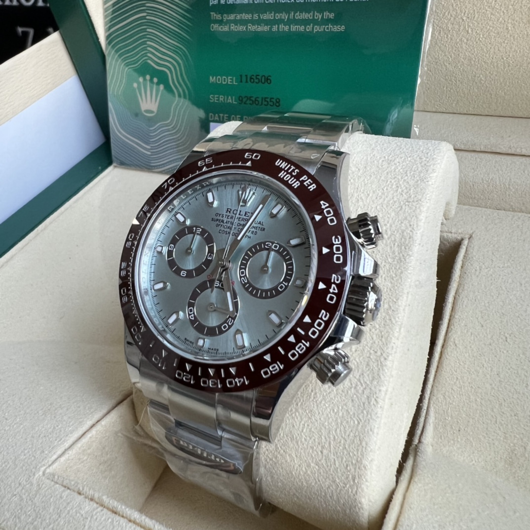 Cosmograph Daytona Ice blue, chestnut brown counter rings Oyster, 40 mm, platinum