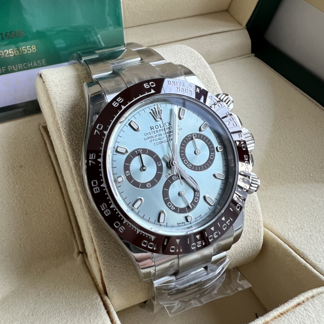 Cosmograph Daytona Ice blue, chestnut brown counter rings Oyster, 40 mm, platinum