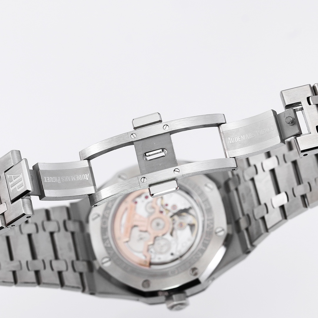 Royal Oak Perpetual Calendar 26609TI.OO.1220TI.01