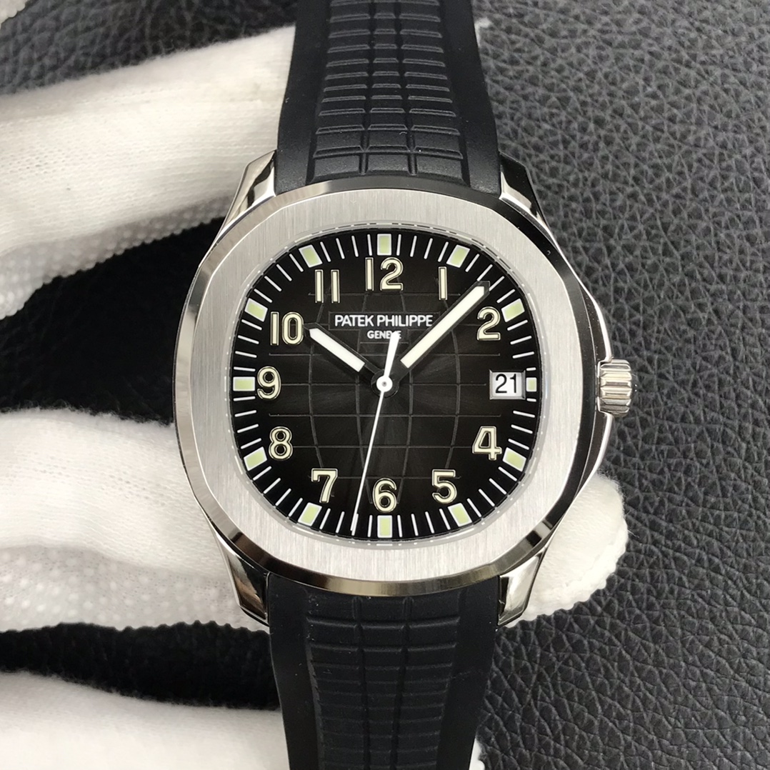 Patek Philippe Aquanaut 5167A-001