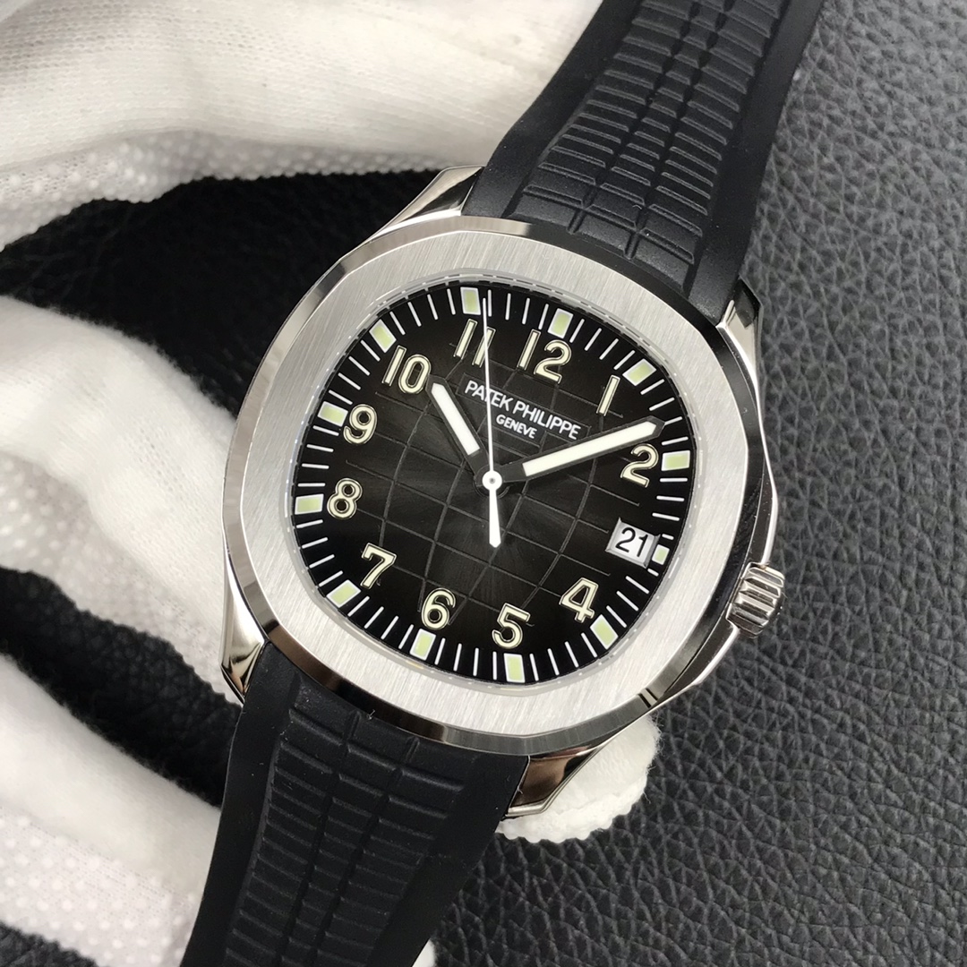 Patek Philippe Aquanaut 5167A-001