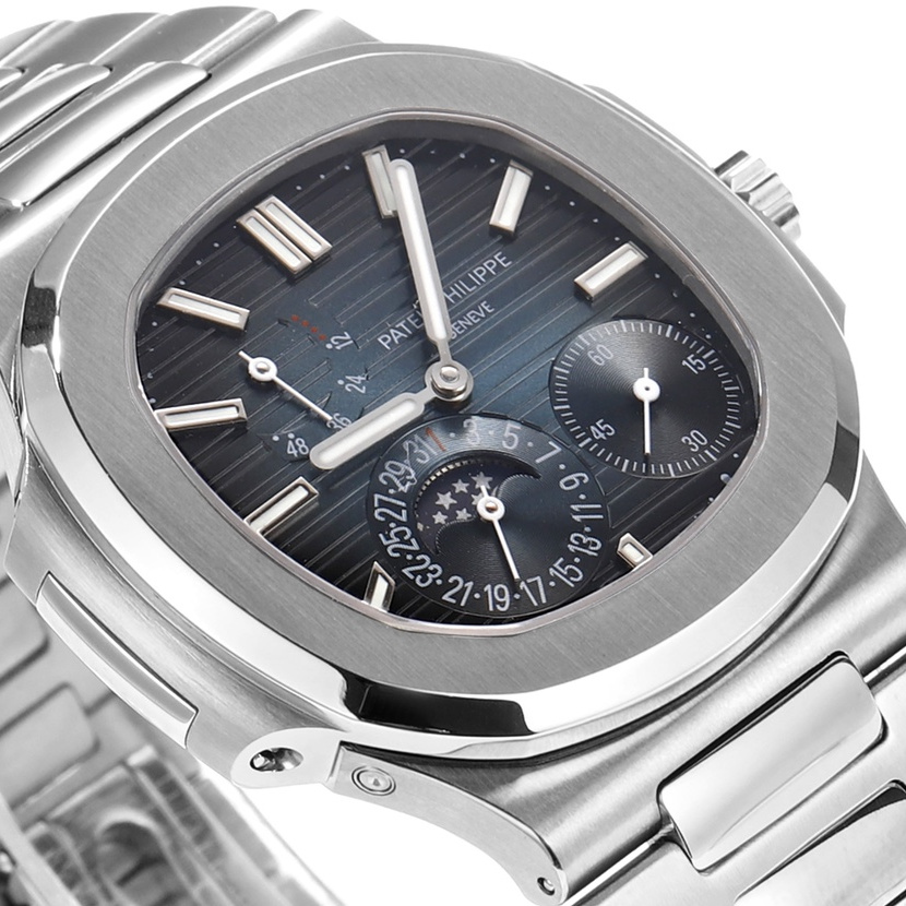 Patek Philippe Nautilus 5712