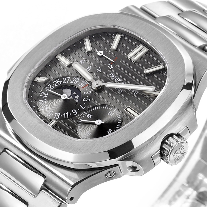 Patek Philippe Nautilus 5712G