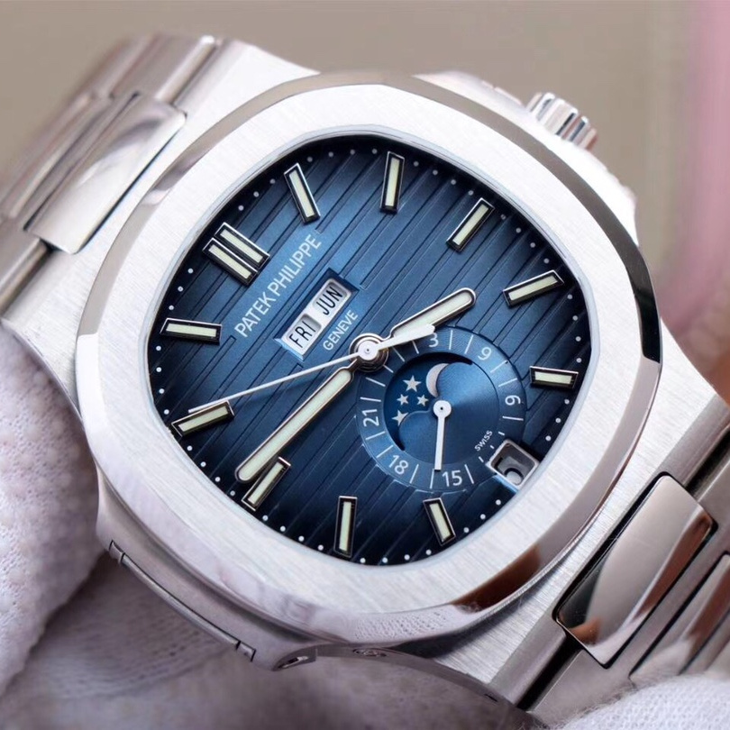 Patek Philippe Nautilus 5726 1A-014