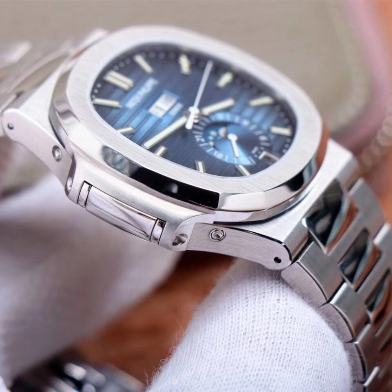 Patek Philippe Nautilus 5726 1A-014